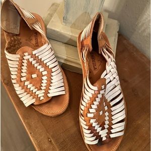 Chamula huarache, white & tan 9